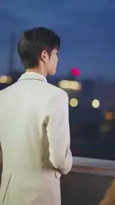 铁血战王变身超级奶爸?《极品战王奶爸》:硬汉柔情,萌娃来袭!